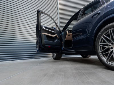 2025 Porsche Cayenne Cayenne E-Hybrid Coupe