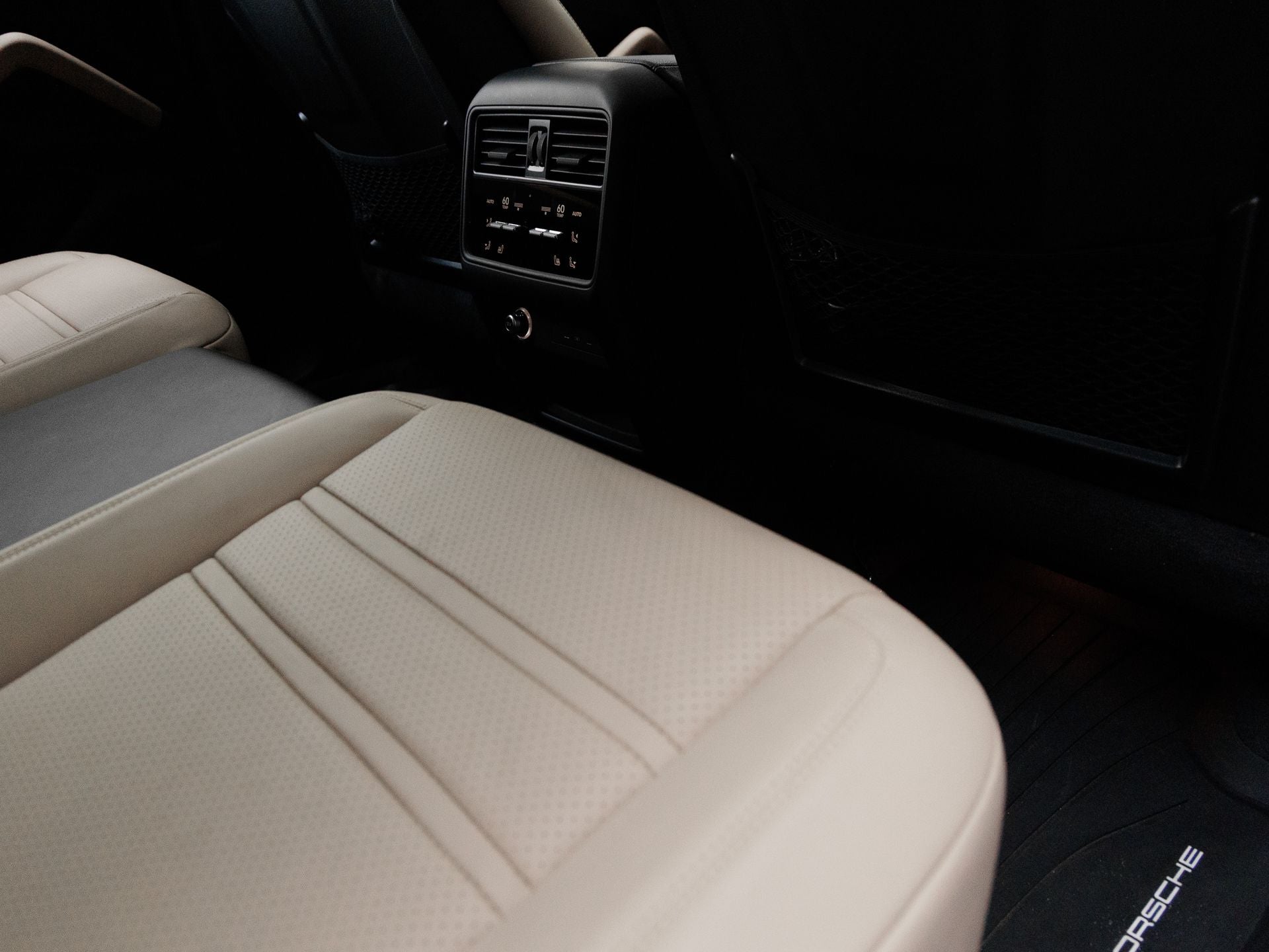 2025 Porsche Cayenne Cayenne E-Hybrid Coupe