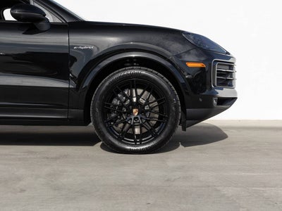 2026 Porsche Cayenne E-Hybrid Coupe