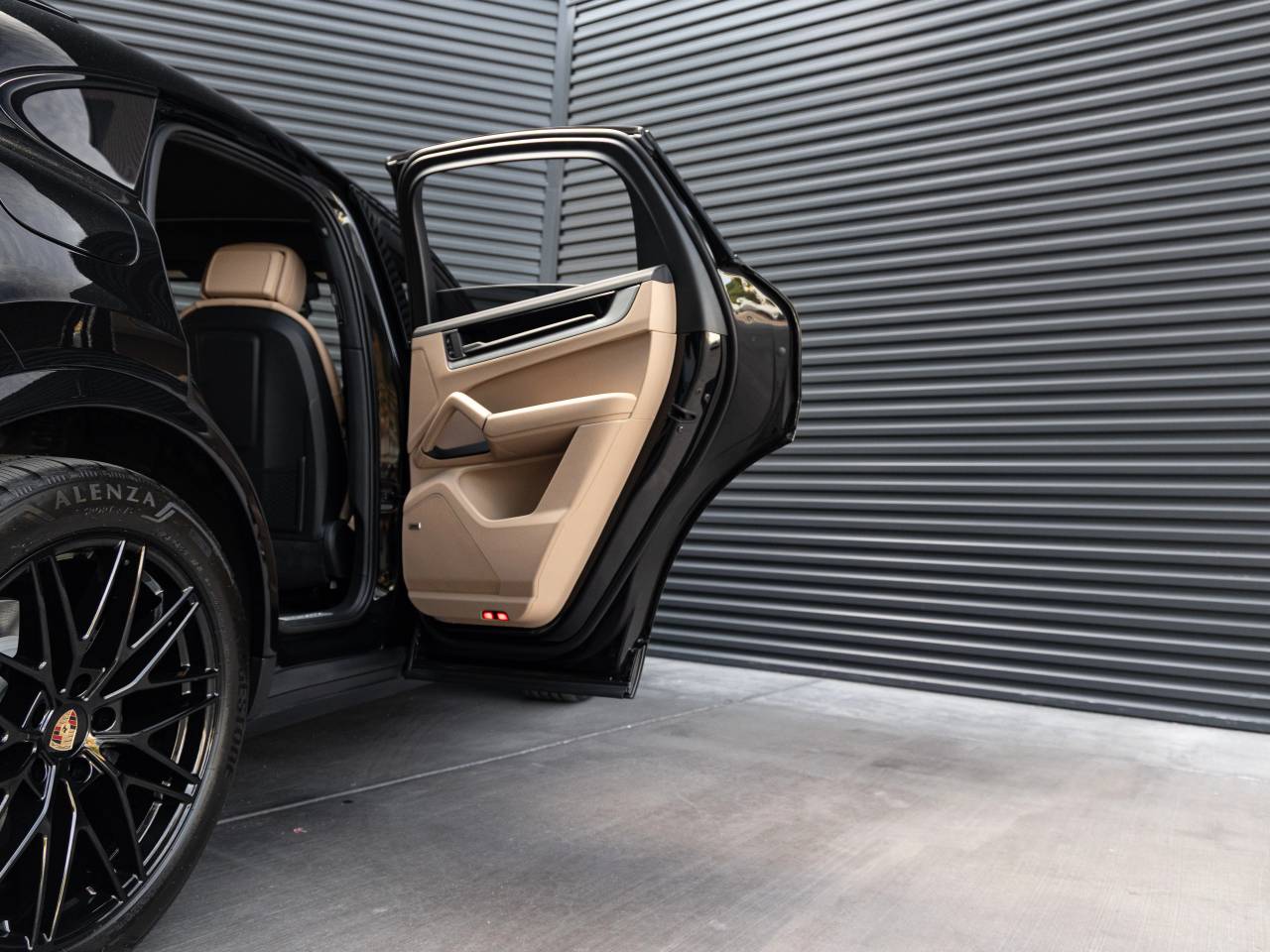 2026 Porsche Cayenne E-Hybrid Coupe