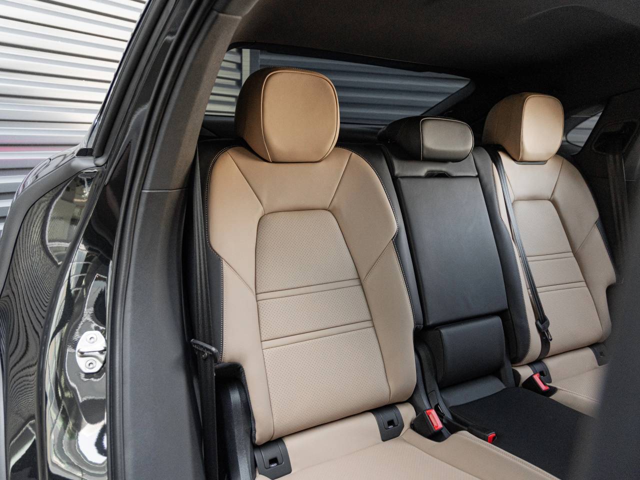 2026 Porsche Cayenne E-Hybrid Coupe