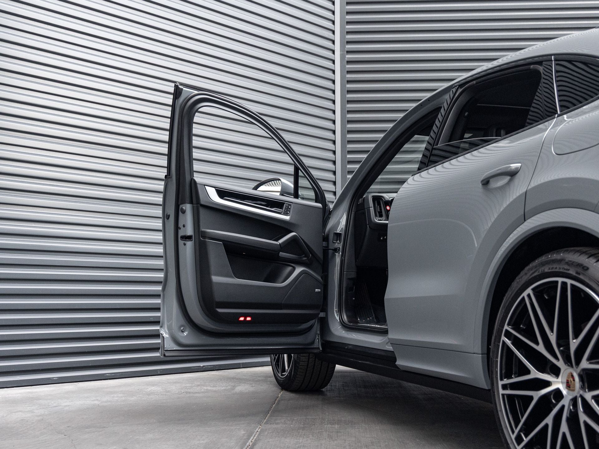 2026 Porsche Cayenne Cayenne E-Hybrid Coupe