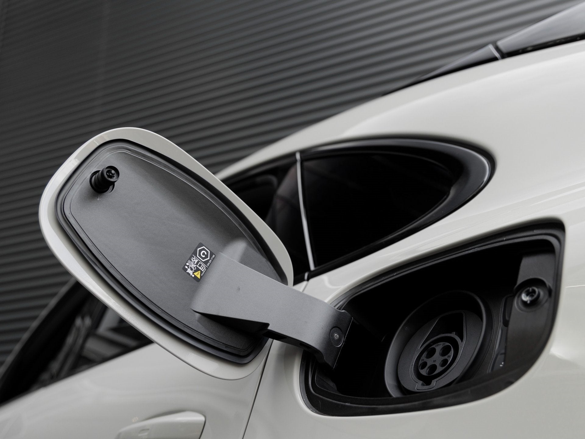 2026 Porsche Cayenne Cayenne E-Hybrid Coupe