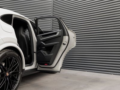 2026 Porsche Cayenne Cayenne E-Hybrid Coupe