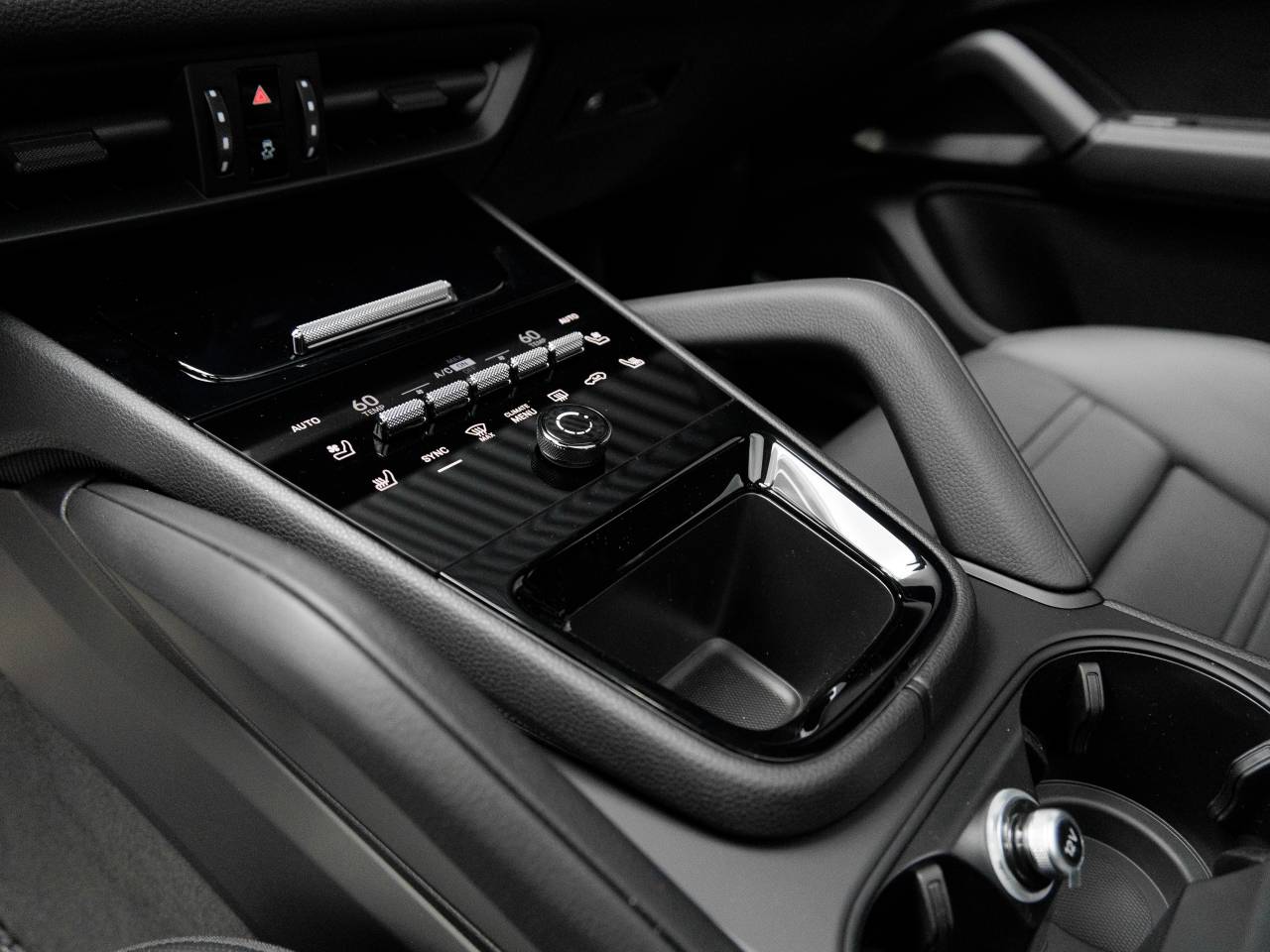 2026 Porsche Cayenne Cayenne E-Hybrid Coupe