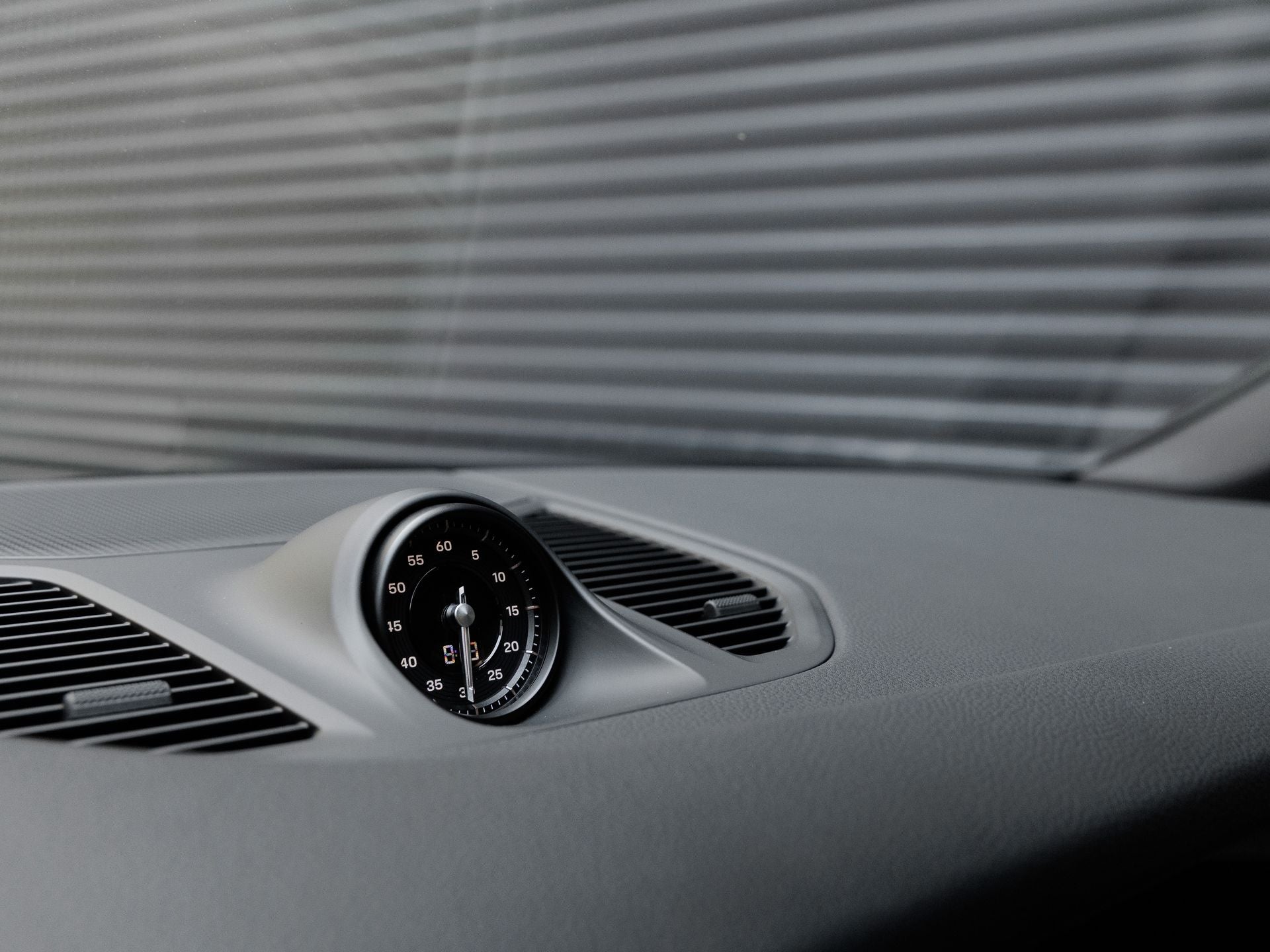 2026 Porsche Cayenne E-Hybrid Coupe