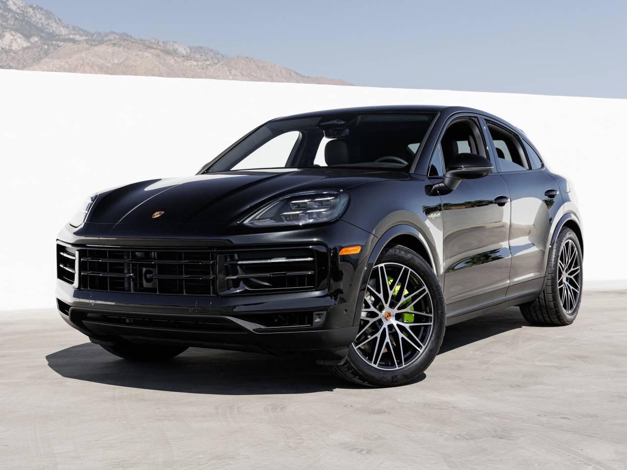 2026 Porsche Cayenne E-Hybrid Coupe