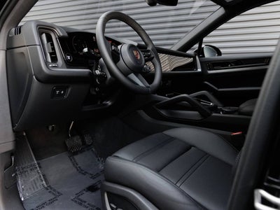 2026 Porsche Cayenne E-Hybrid Coupe