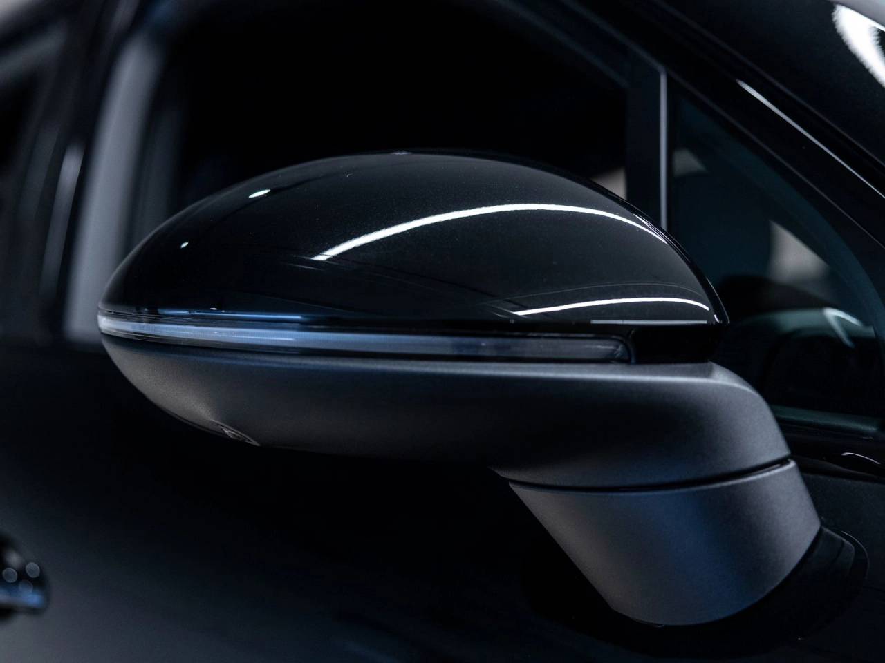 2026 Porsche Cayenne E-Hybrid Coupe