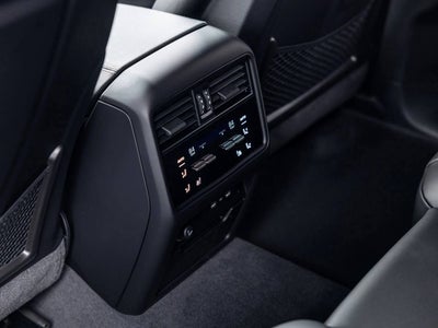 2026 Porsche Cayenne E-Hybrid Coupe