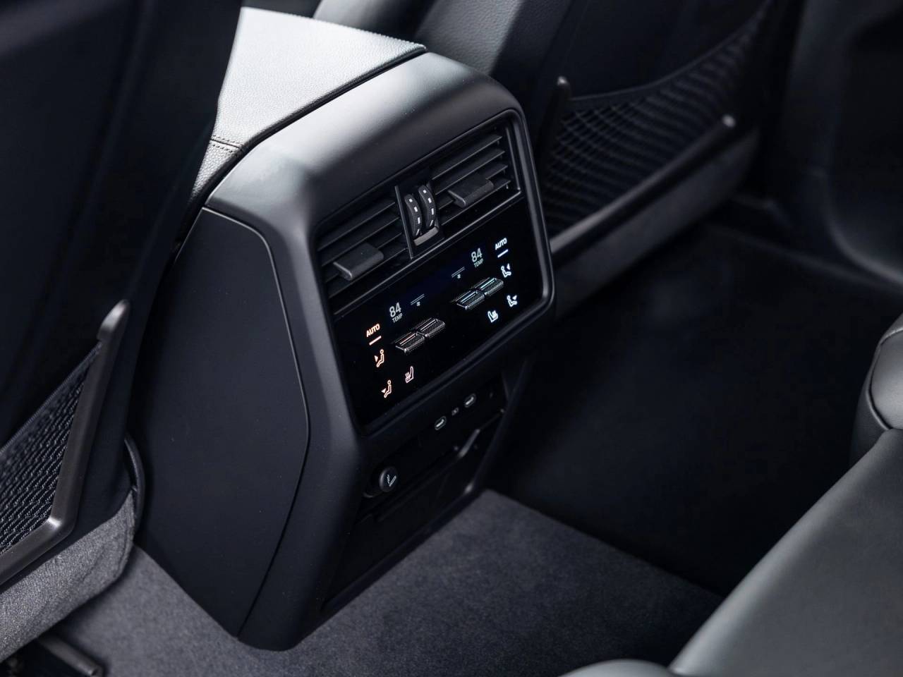2026 Porsche Cayenne E-Hybrid Coupe