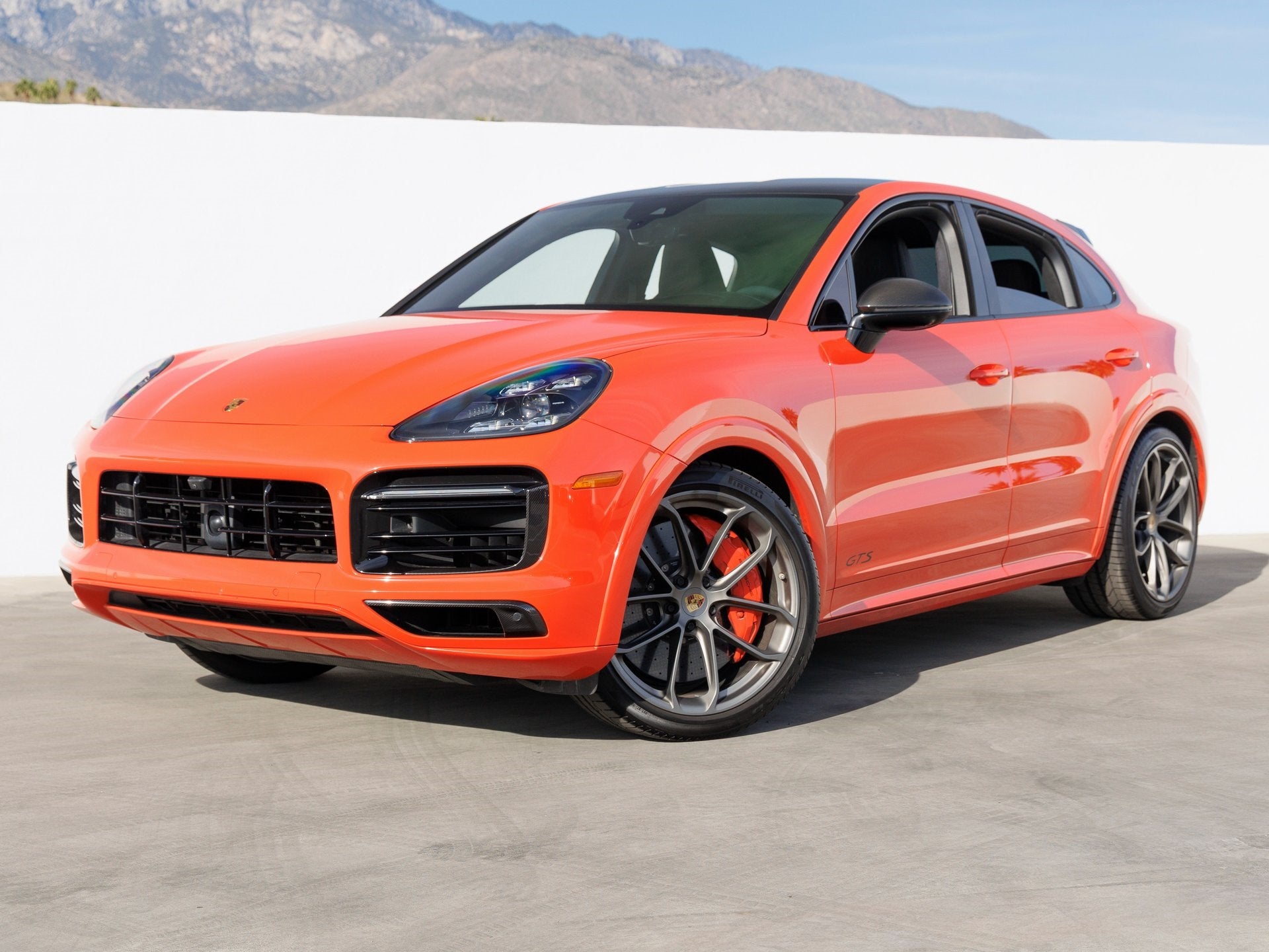 2021 Porsche Cayenne Coupe GTS