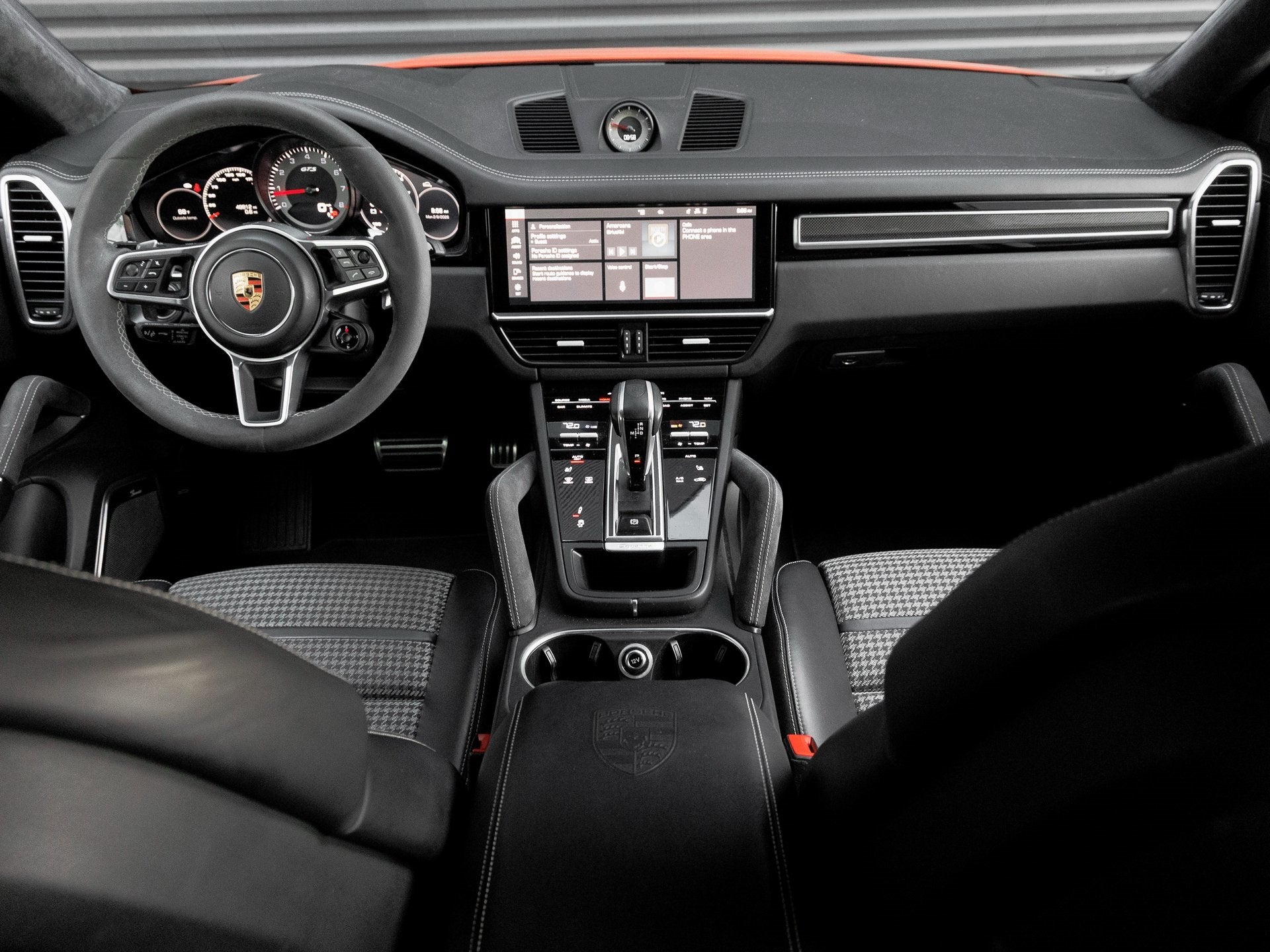 2021 Porsche Cayenne Coupe GTS