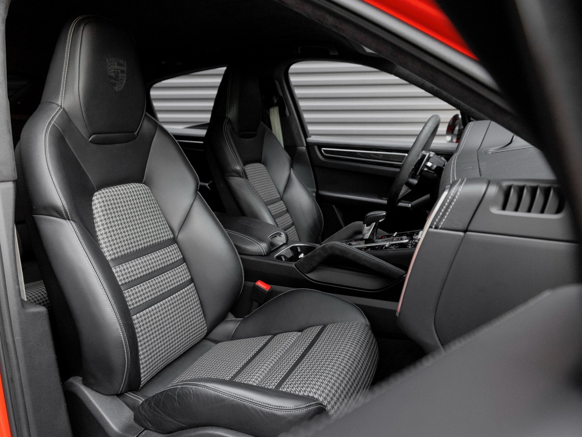 2021 Porsche Cayenne Coupe GTS