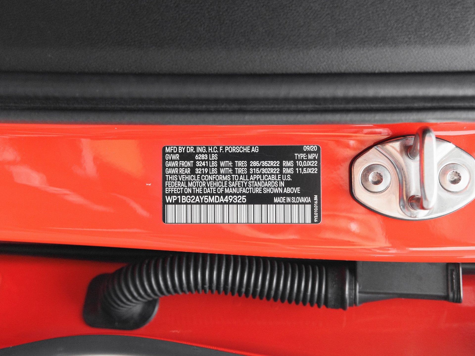 2021 Porsche Cayenne Coupe GTS