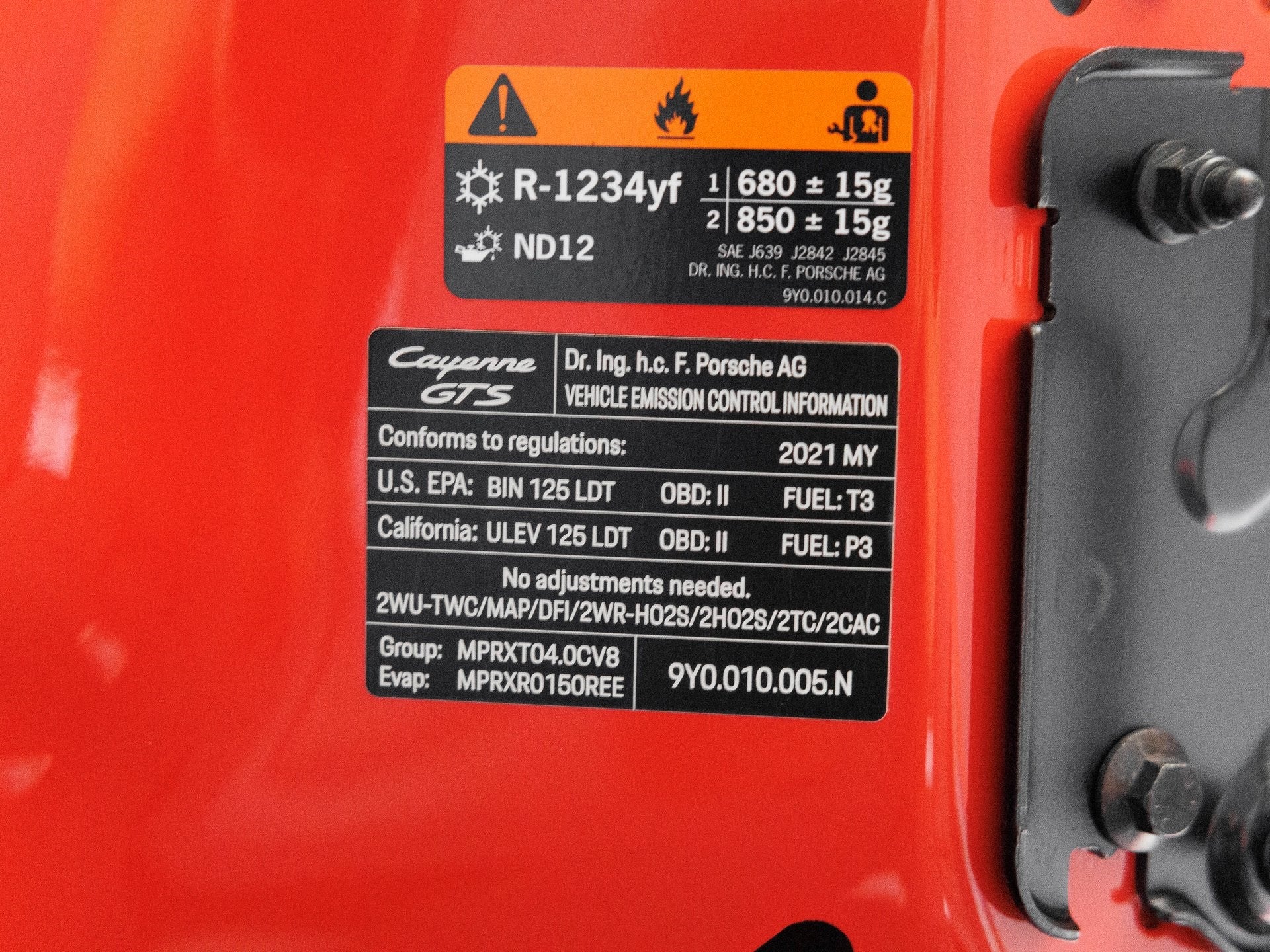 2021 Porsche Cayenne Coupe GTS