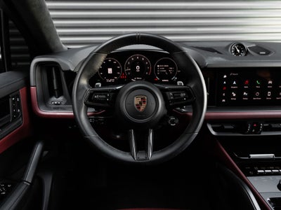 2025 Porsche Cayenne Coupe GTS