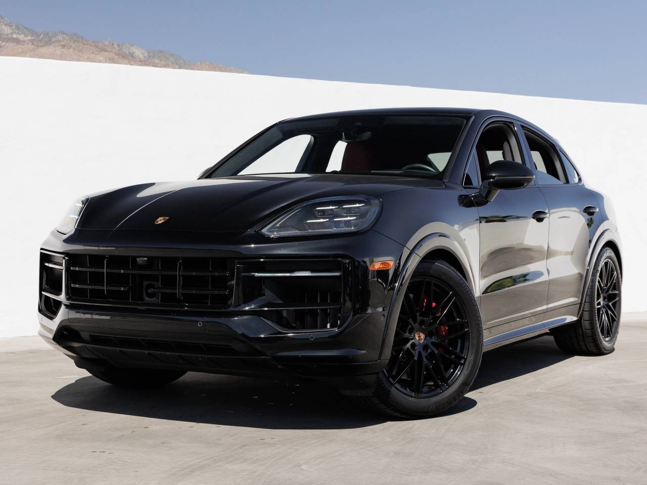 2025 Porsche Cayenne Cayenne GTS Coupe