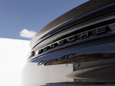 2025 Porsche Cayenne Cayenne GTS Coupe