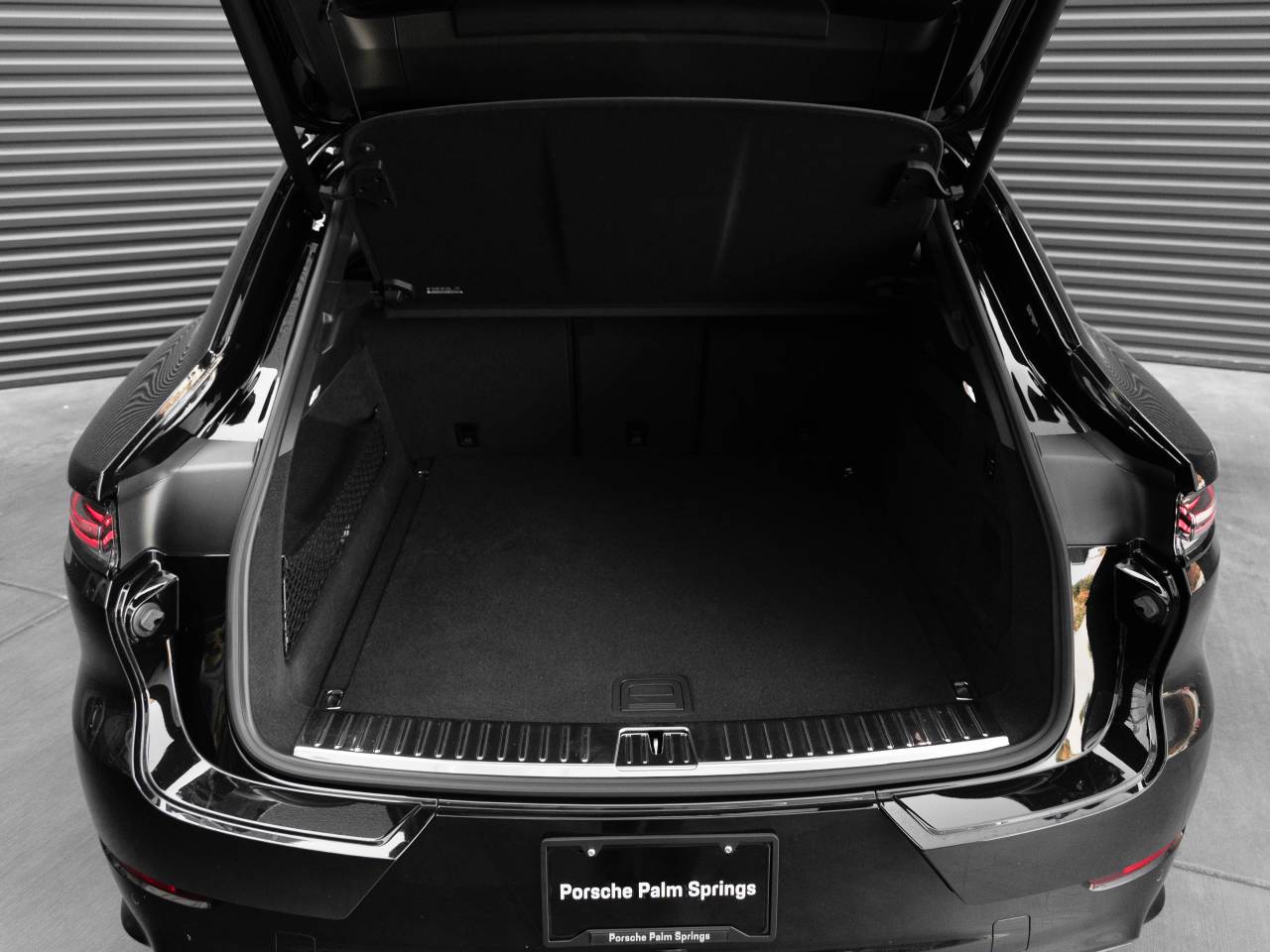2025 Porsche Cayenne Cayenne GTS Coupe