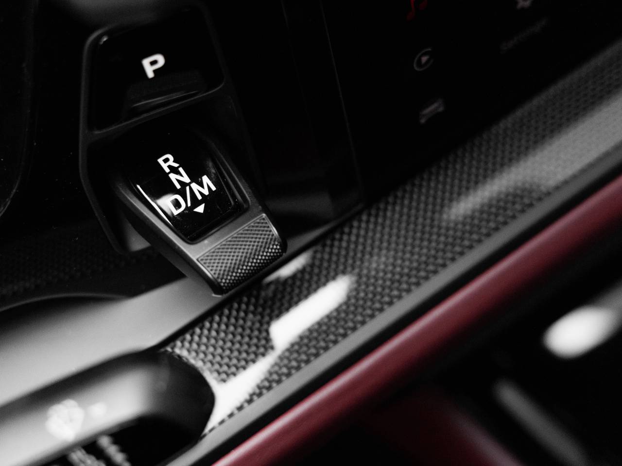 2025 Porsche Cayenne Cayenne GTS Coupe