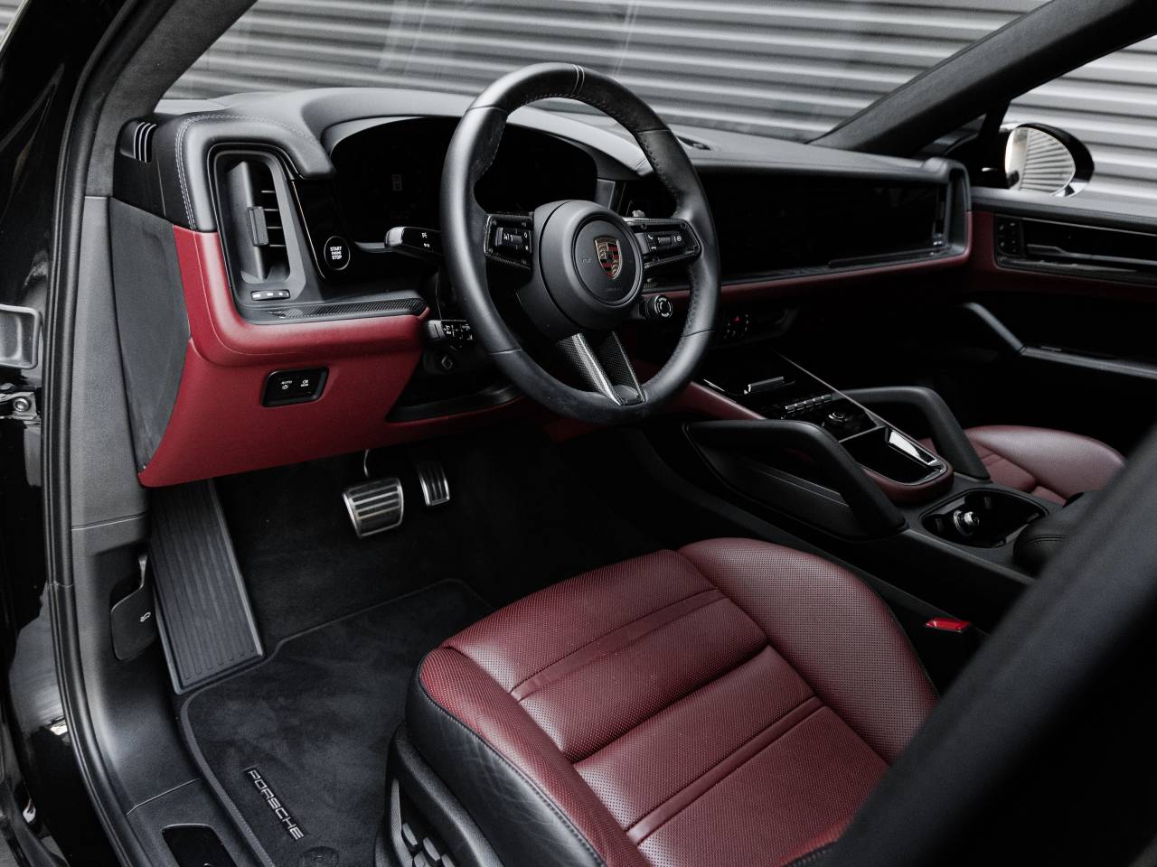 2025 Porsche Cayenne Cayenne GTS Coupe