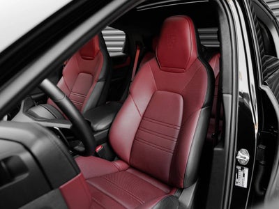 2025 Porsche Cayenne Cayenne GTS Coupe