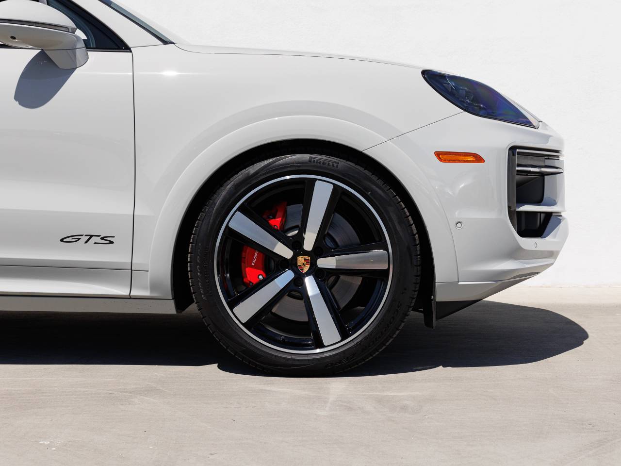 2026 Porsche Cayenne GTS Coupe