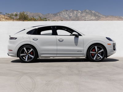 2026 Porsche Cayenne Cayenne GTS Coupe