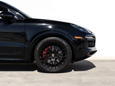 2022 Porsche Cayenne GTS Coupe