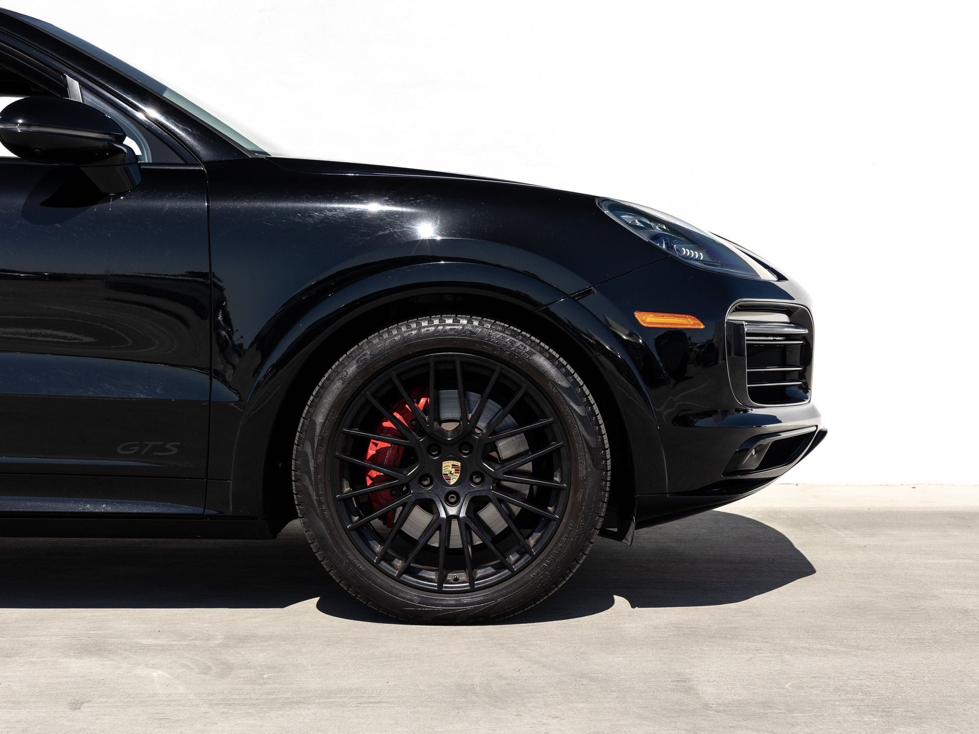 2022 Porsche Cayenne GTS Coupe