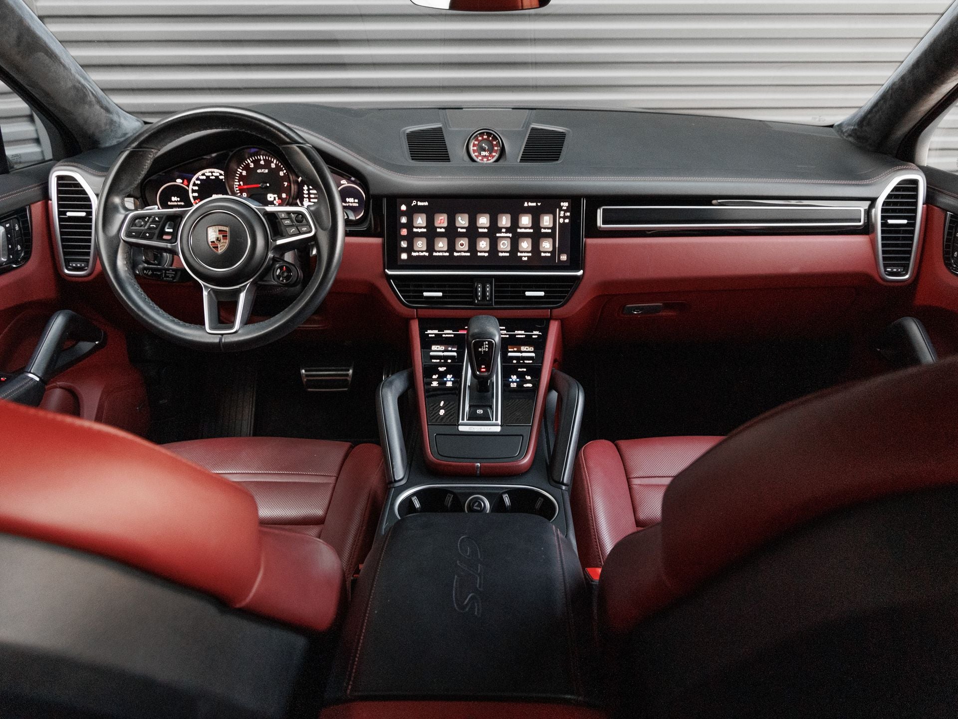 2022 Porsche Cayenne GTS Coupe
