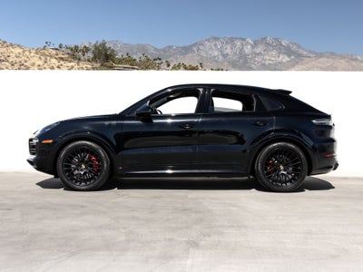 2022 Porsche Cayenne GTS Coupe