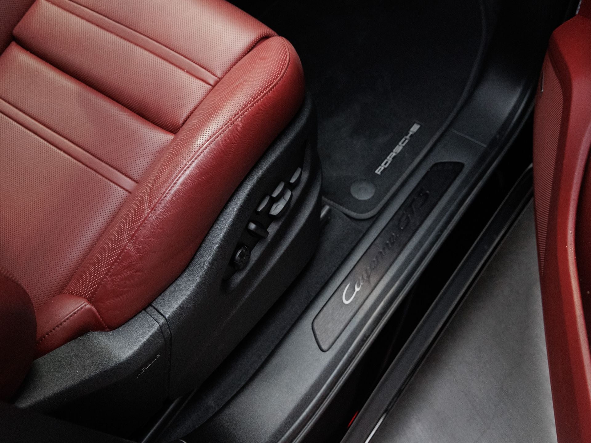 2022 Porsche Cayenne GTS Coupe