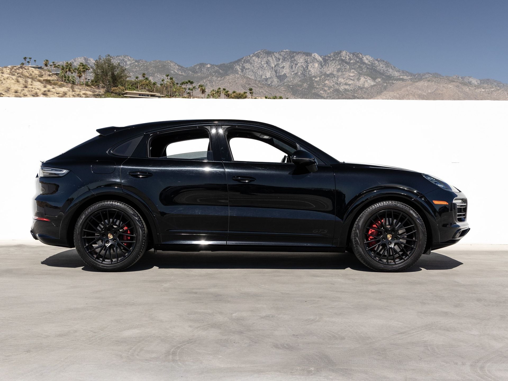 2022 Porsche Cayenne GTS Coupe