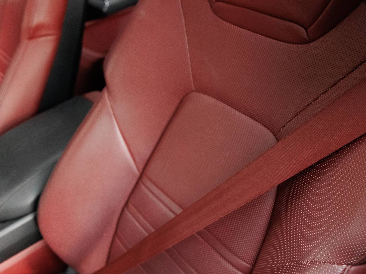 2022 Porsche Cayenne GTS Coupe