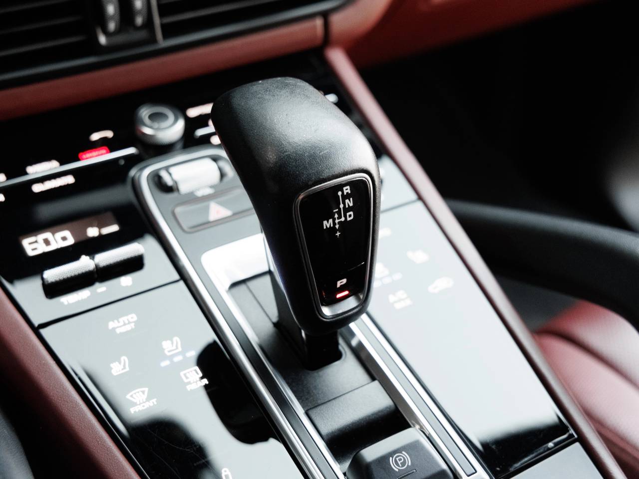 2022 Porsche Cayenne GTS Coupe