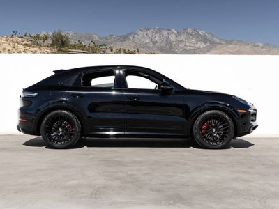 2022 Porsche Cayenne GTS Coupe