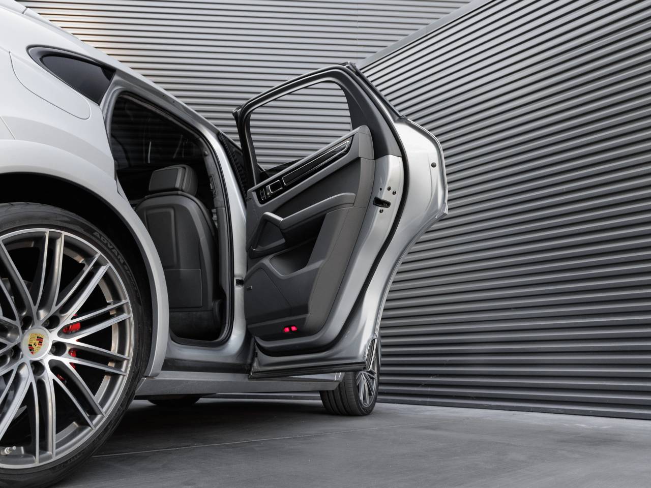 2021 Porsche Cayenne Cayenne GTS Coupe