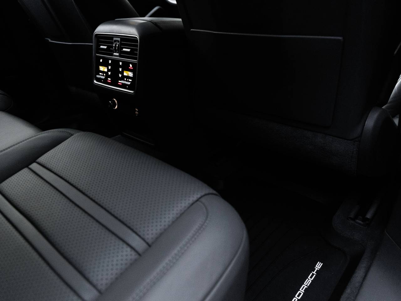 2021 Porsche Cayenne Cayenne GTS Coupe
