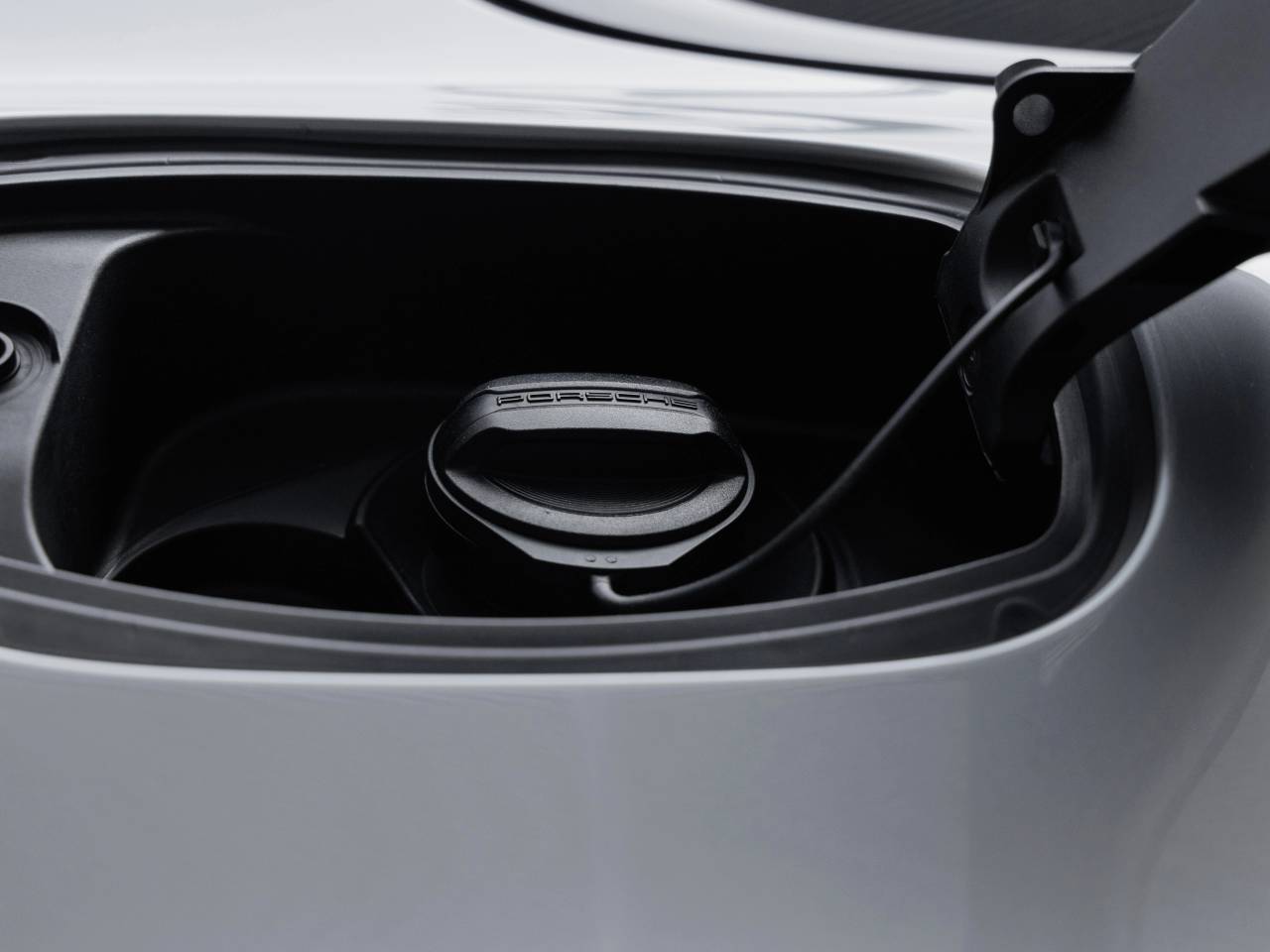 2021 Porsche Cayenne Cayenne GTS Coupe