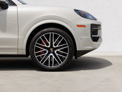 2025 Porsche Cayenne Cayenne S Coupe