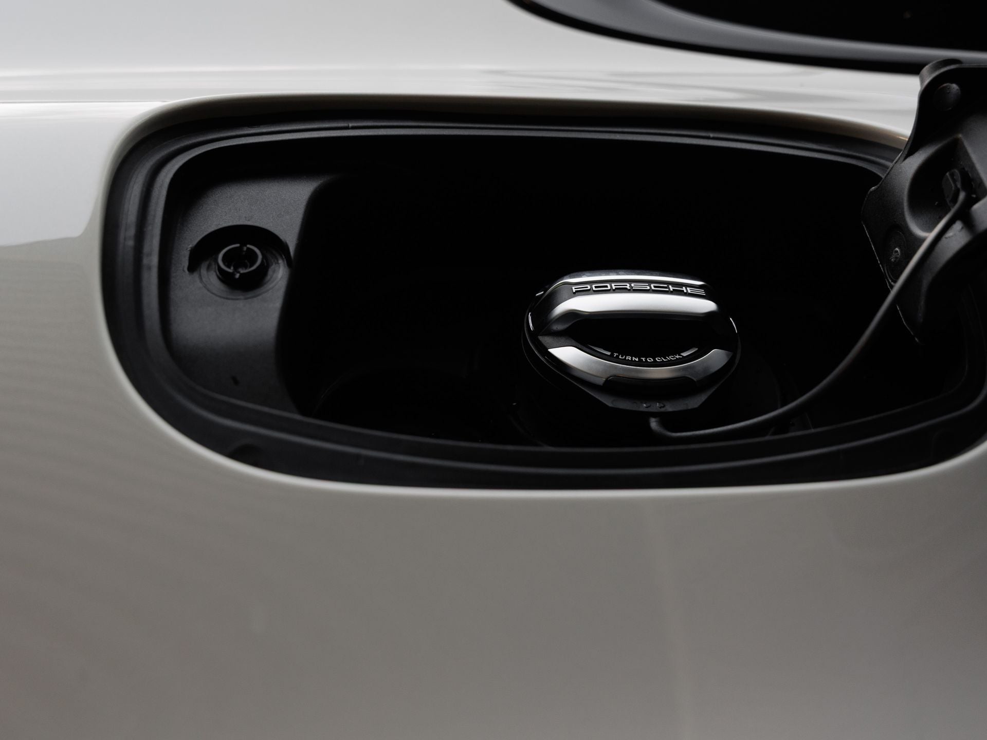 2025 Porsche Cayenne Cayenne S Coupe