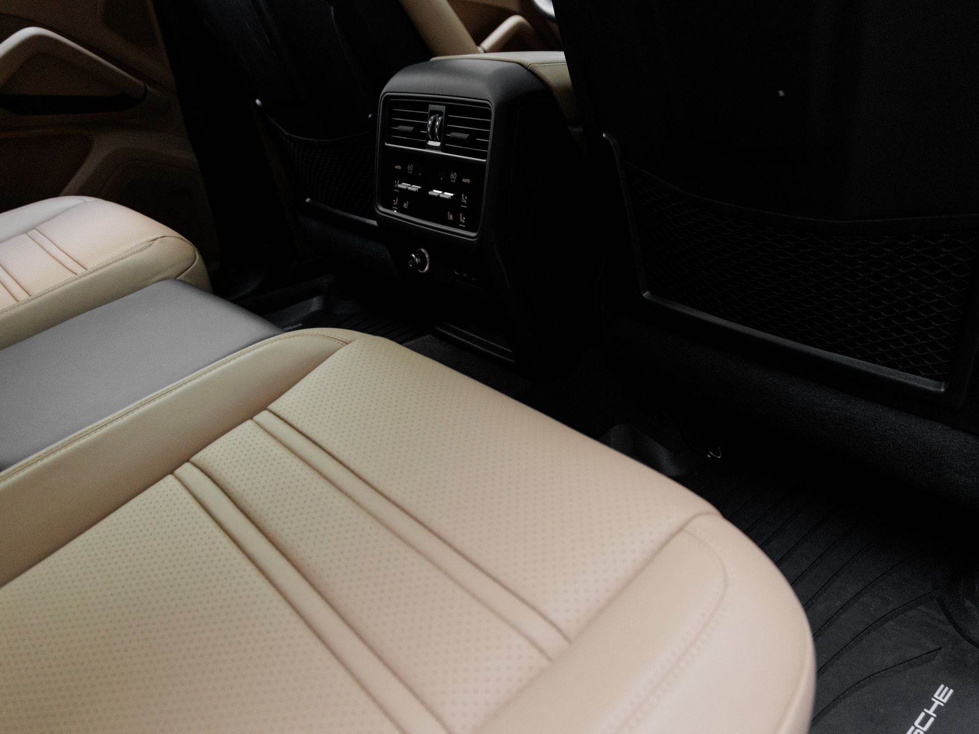 2025 Porsche Cayenne Cayenne S Coupe