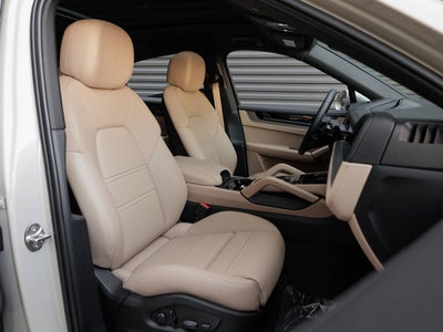 2025 Porsche Cayenne Cayenne S Coupe