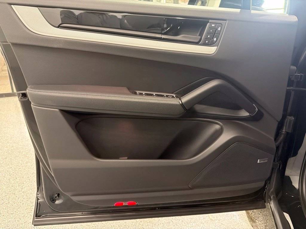 2026 Porsche Cayenne Cayenne S Coupe