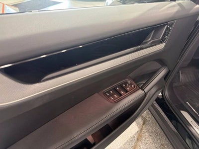 2026 Porsche Cayenne Cayenne S Coupe