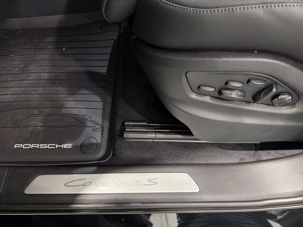 2026 Porsche Cayenne Cayenne S Coupe