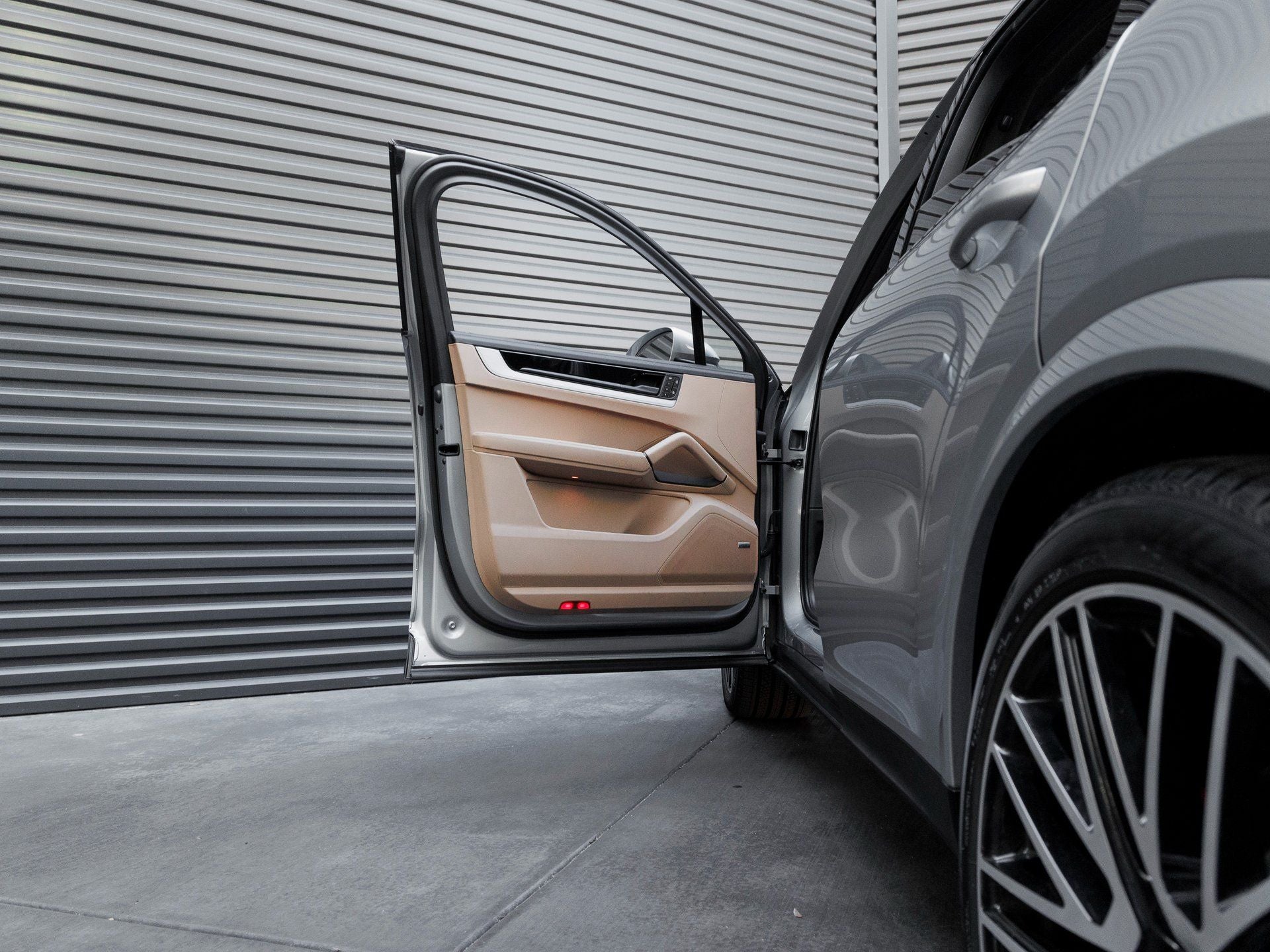 2025 Porsche Cayenne Coupe S