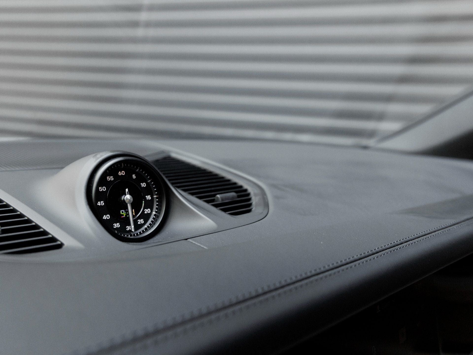 2025 Porsche Cayenne Coupe S